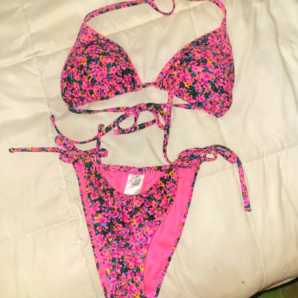 HOT PINK FLORAL BIKINI